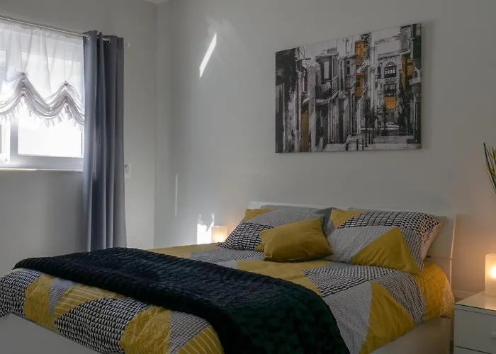 Waterfront Cosy 2 By Ghajnsielem Gozo *